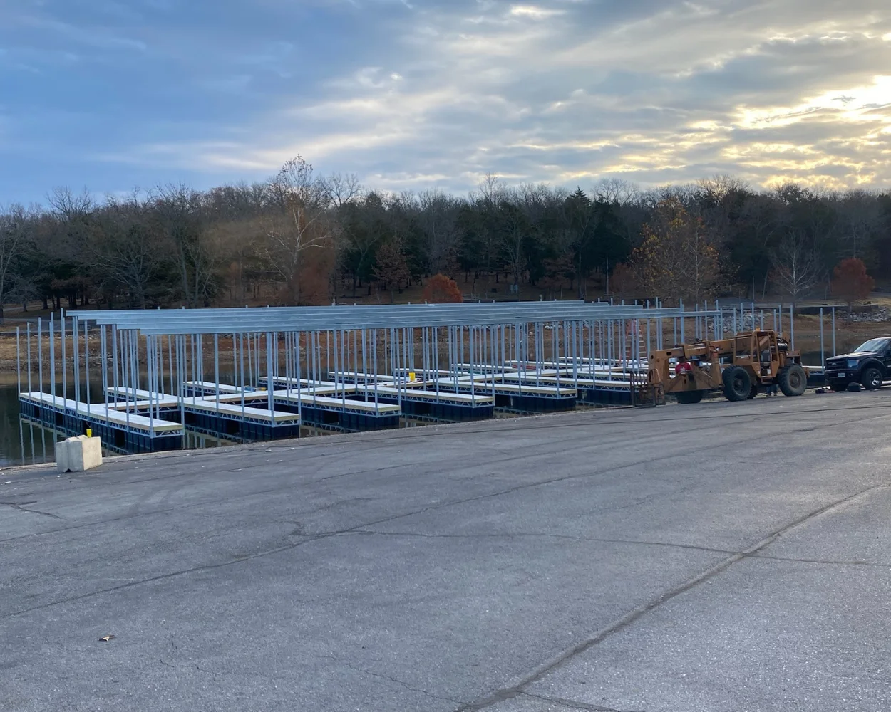 Commercial dock work in Alabama