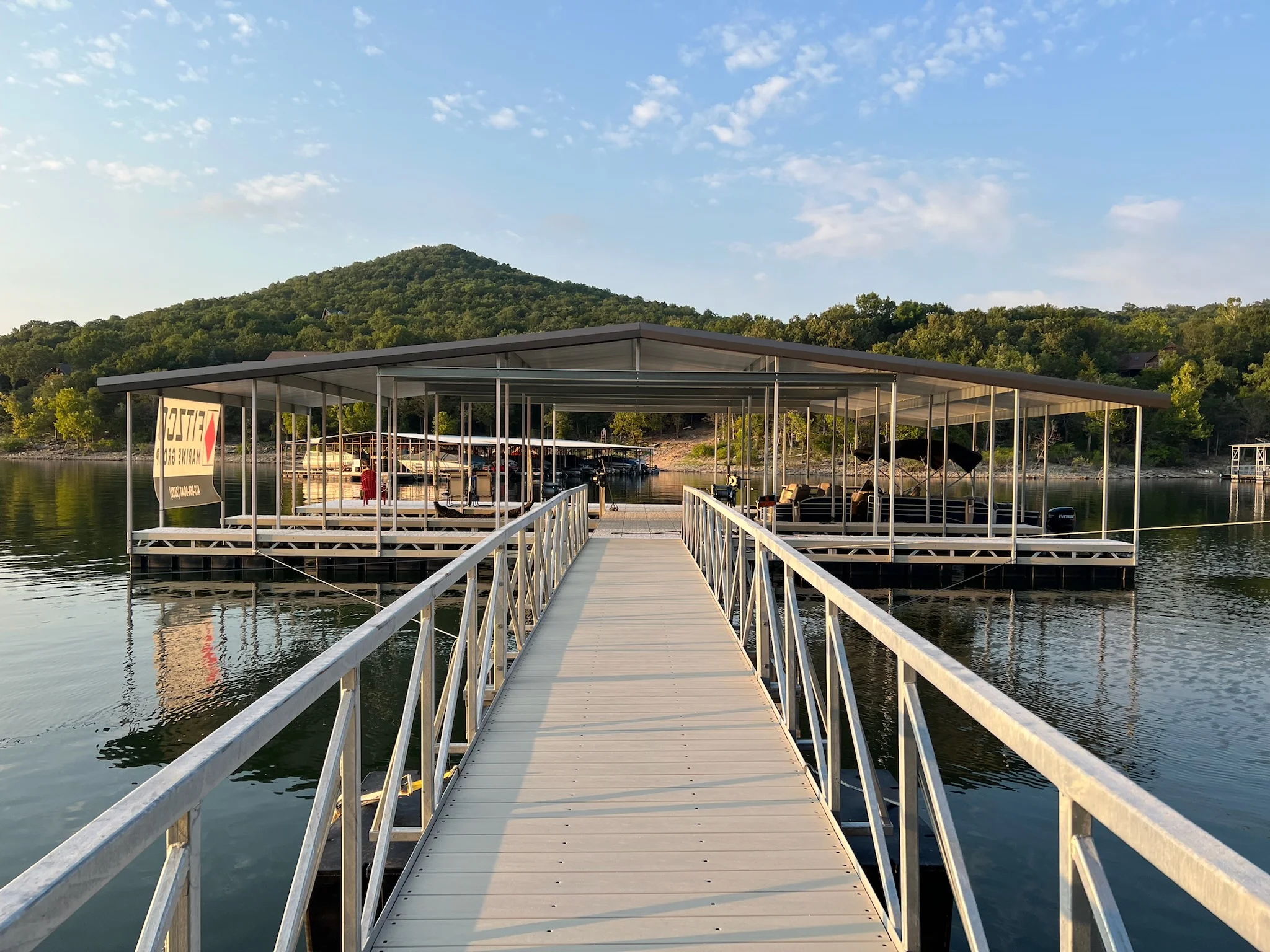 Floating dock with bridge