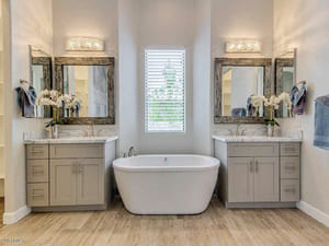 {{ custom_values.service_1 }} in {{custom_values.area_1})