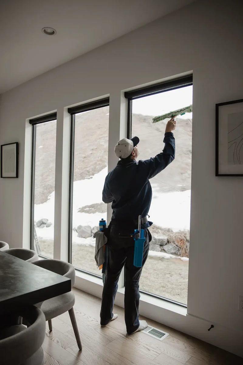 Protocole MAVEN Standard — technicien en intervention sur vitres résidentielles