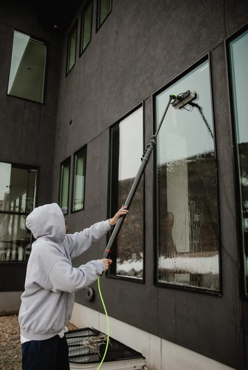 L'équipe MAVEN — nettoyage de vitres résidentiel dans la Somme