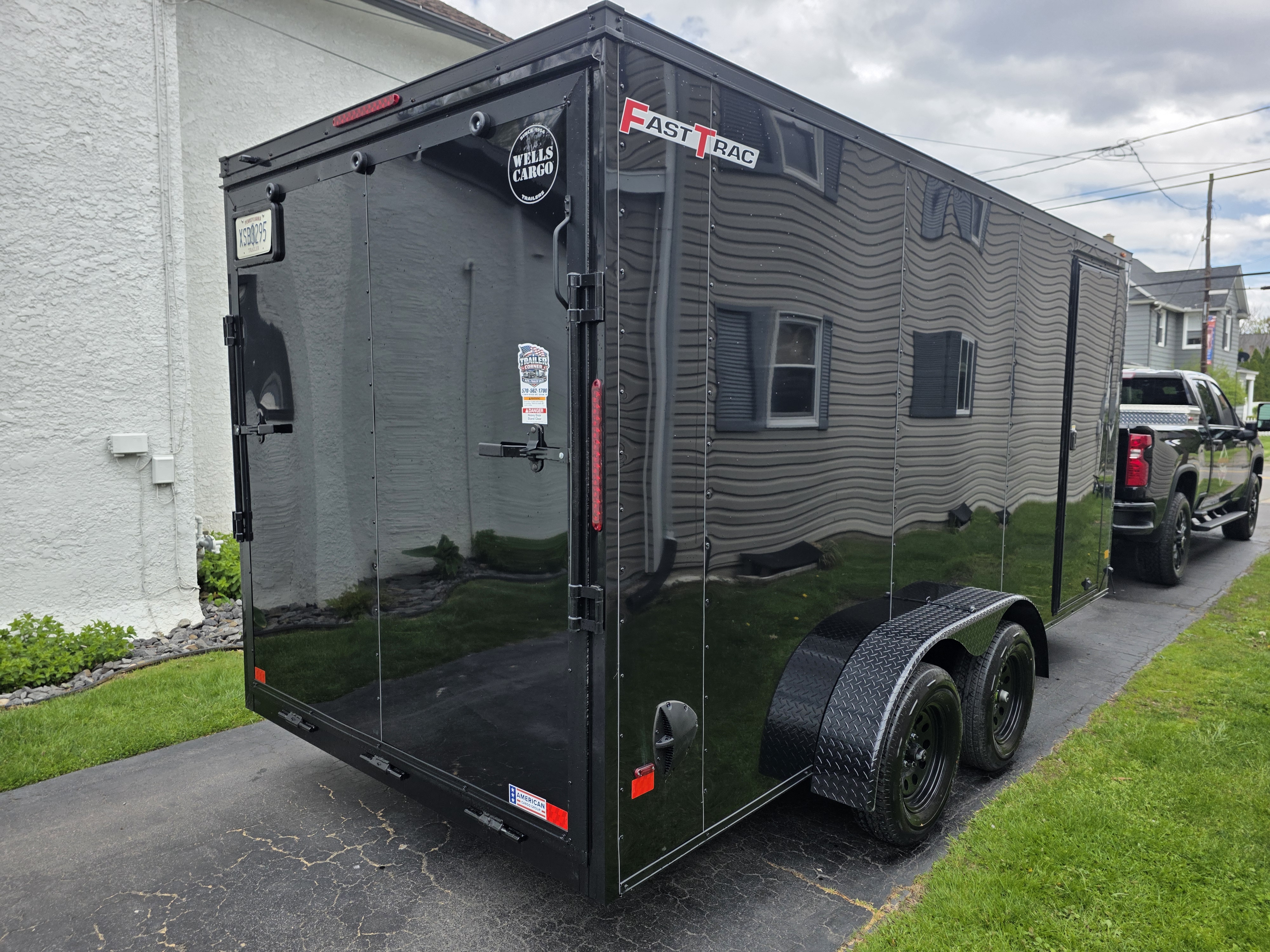 7x16 enclosed trailer rental at Ridgeline Trailer Services in Moosic, PA