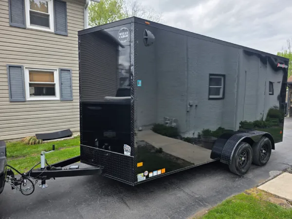 Enclosed trailer rental in Moosic, PA