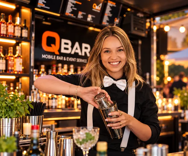 Nadine – Team QBAR mobile Cocktailbar
