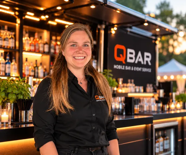 Julia F. – Team QBAR mobile Cocktailbar