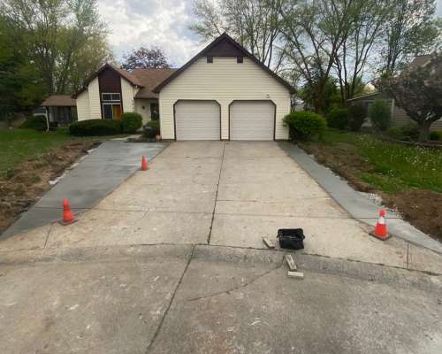 Brownsburg Concrete Driveway