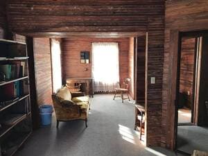 {{ custom_values.service_2 }} in {{custom_values.area_2})