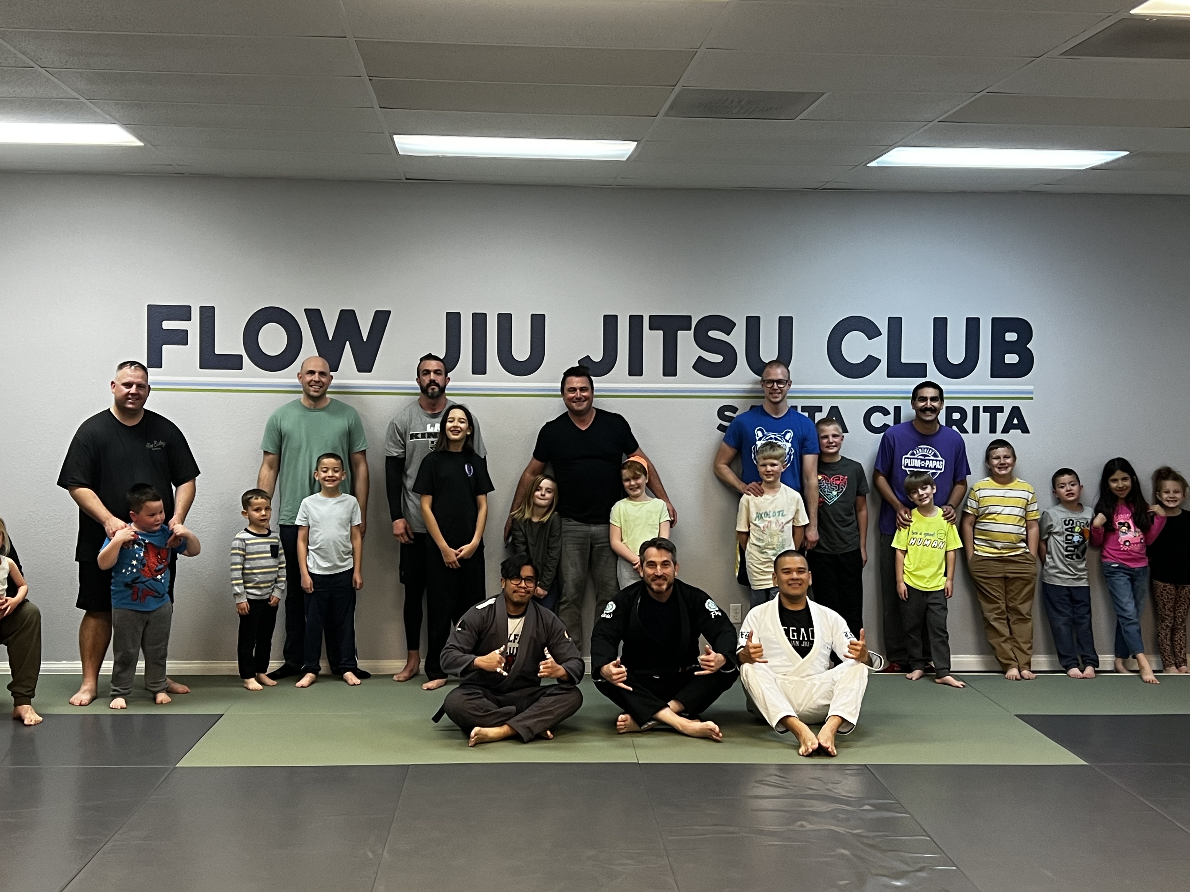 Beginner Jiu Jitsu class at Flow Jiu Jitsu Club Santa Clarita Beginner Jiu Jitsu class at Flow Jiu Jitsu Club Santa Clarita