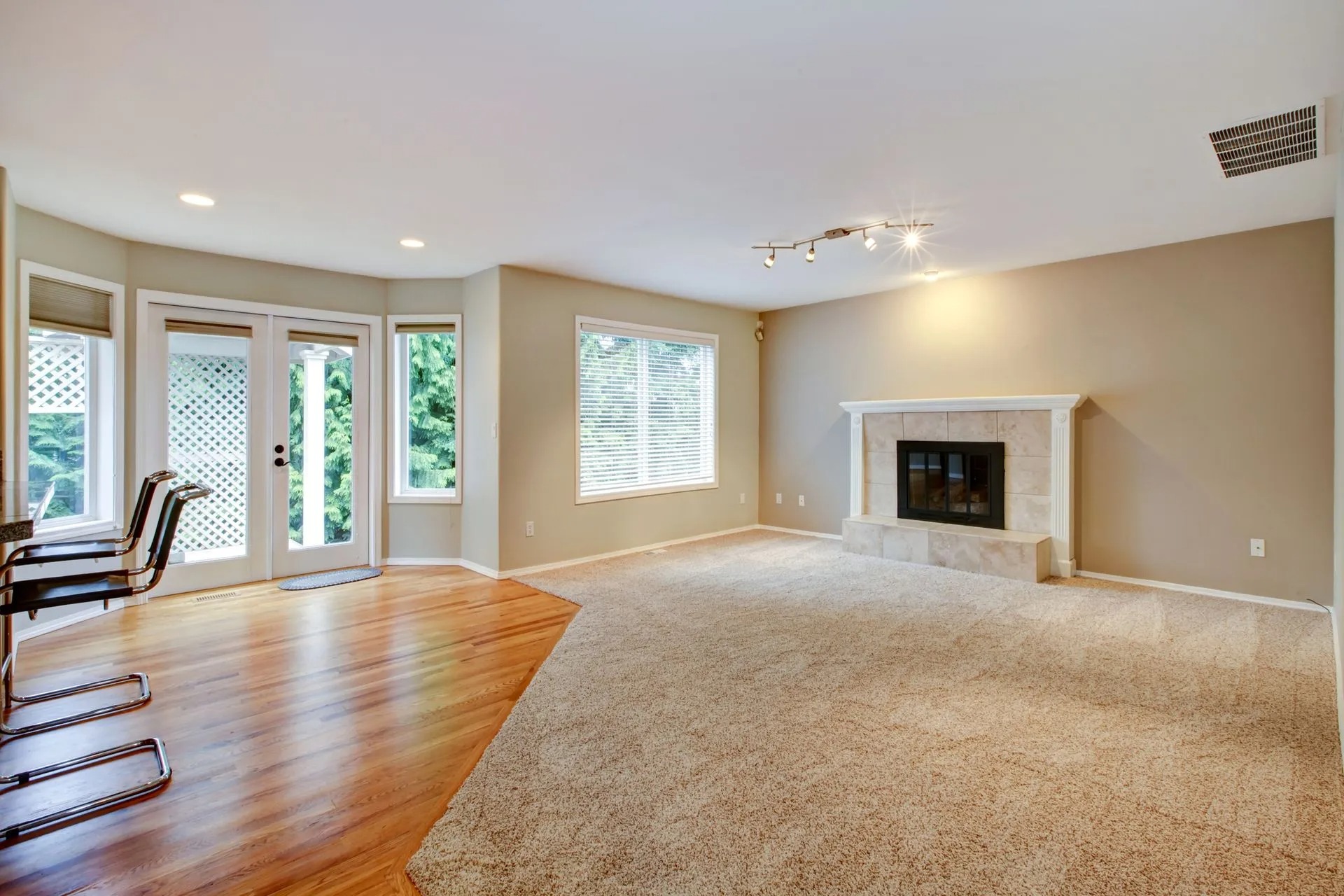 Professional residential floor cleaners cleaning tile flooring