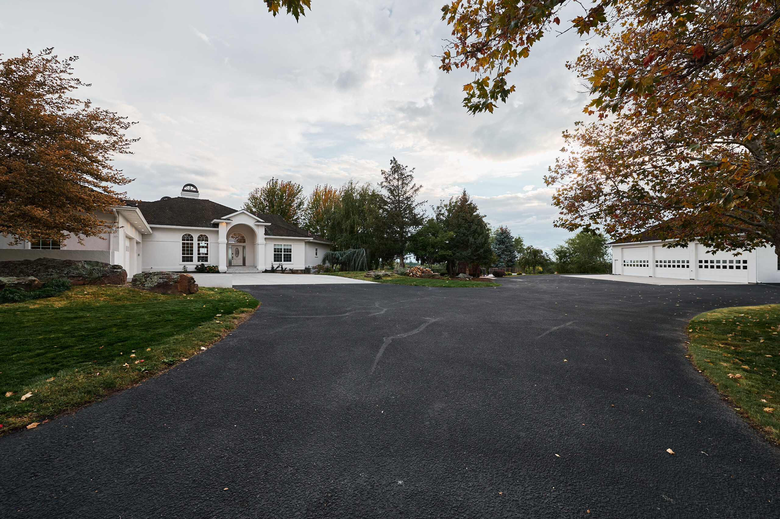 Pool and grounds at Triple Ridge