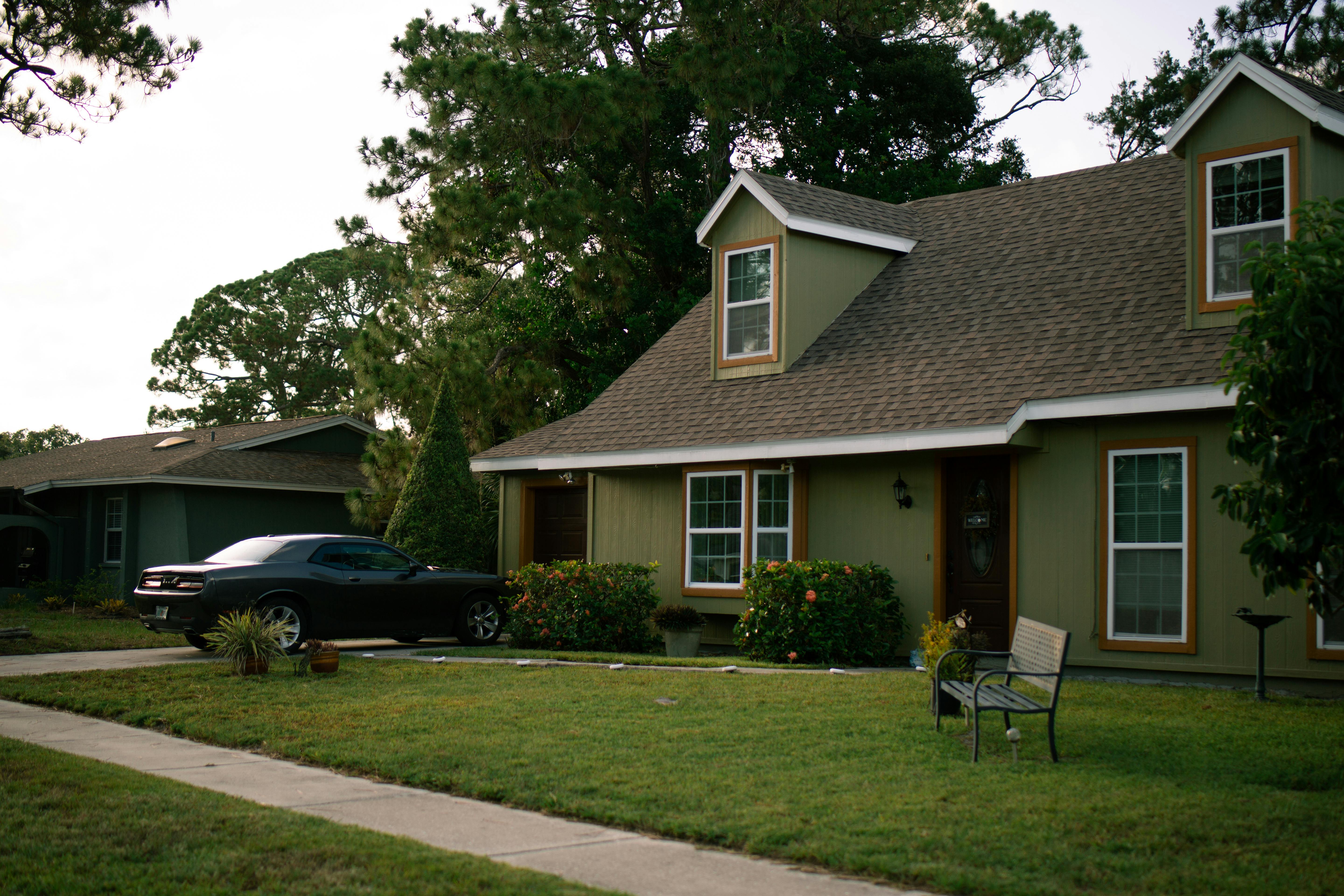 Neglected lawn affecting curb appeal and buyer perception. Neglected lawn affecting curb appeal and buyer perception.