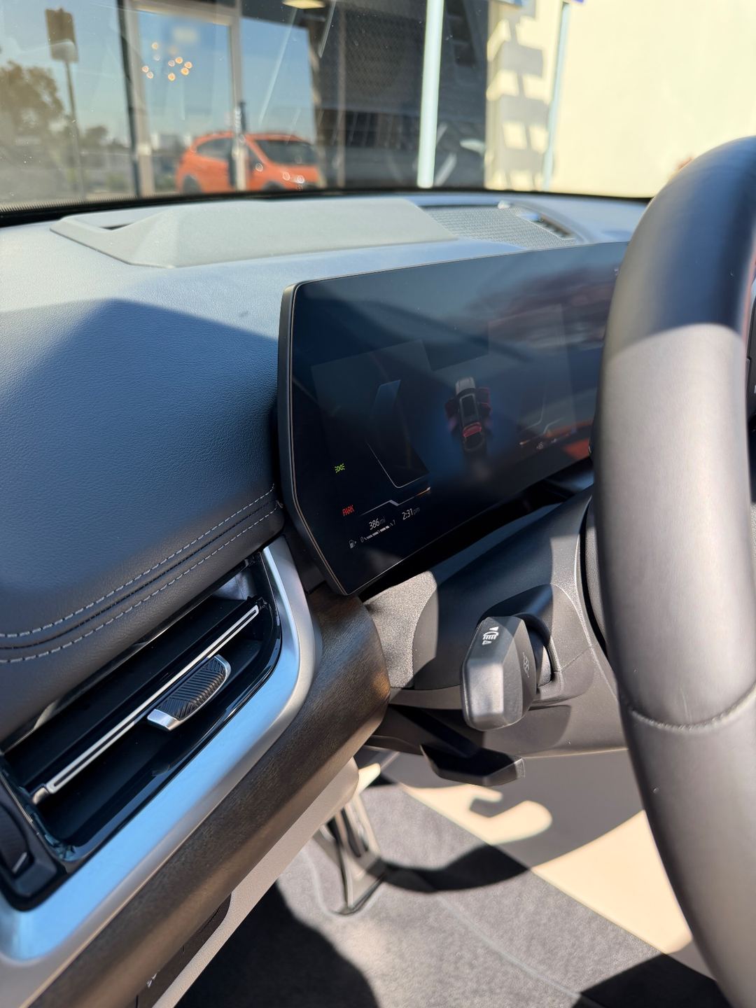 Instrument display and dashboard of a BMW X1 after wiping down