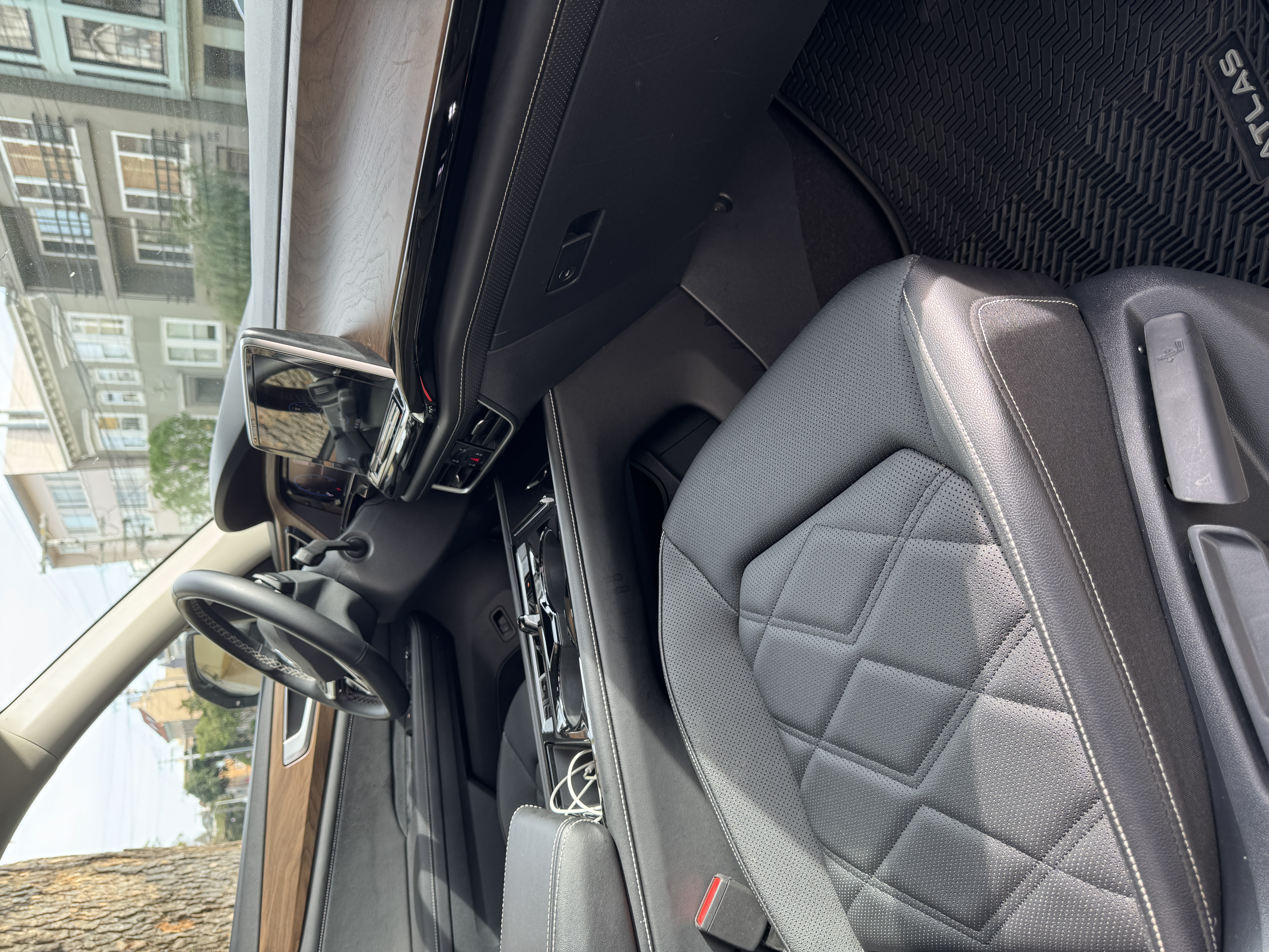 Volkswagen Atlas interior detail result by SF City Wash in San Francisco