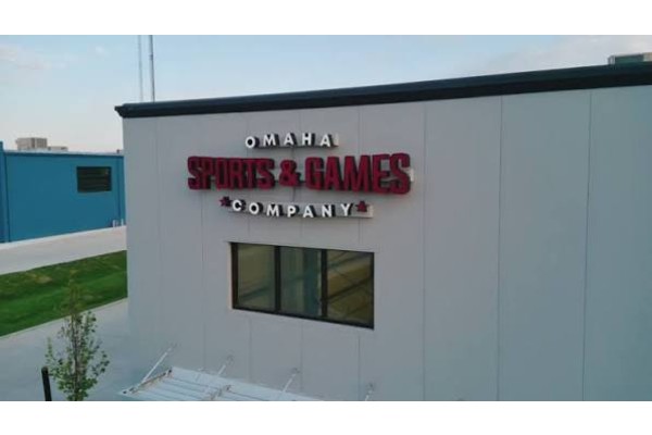 Why Is Omaha Sports & Games Event Space One of the Best Party Venues in Omaha?