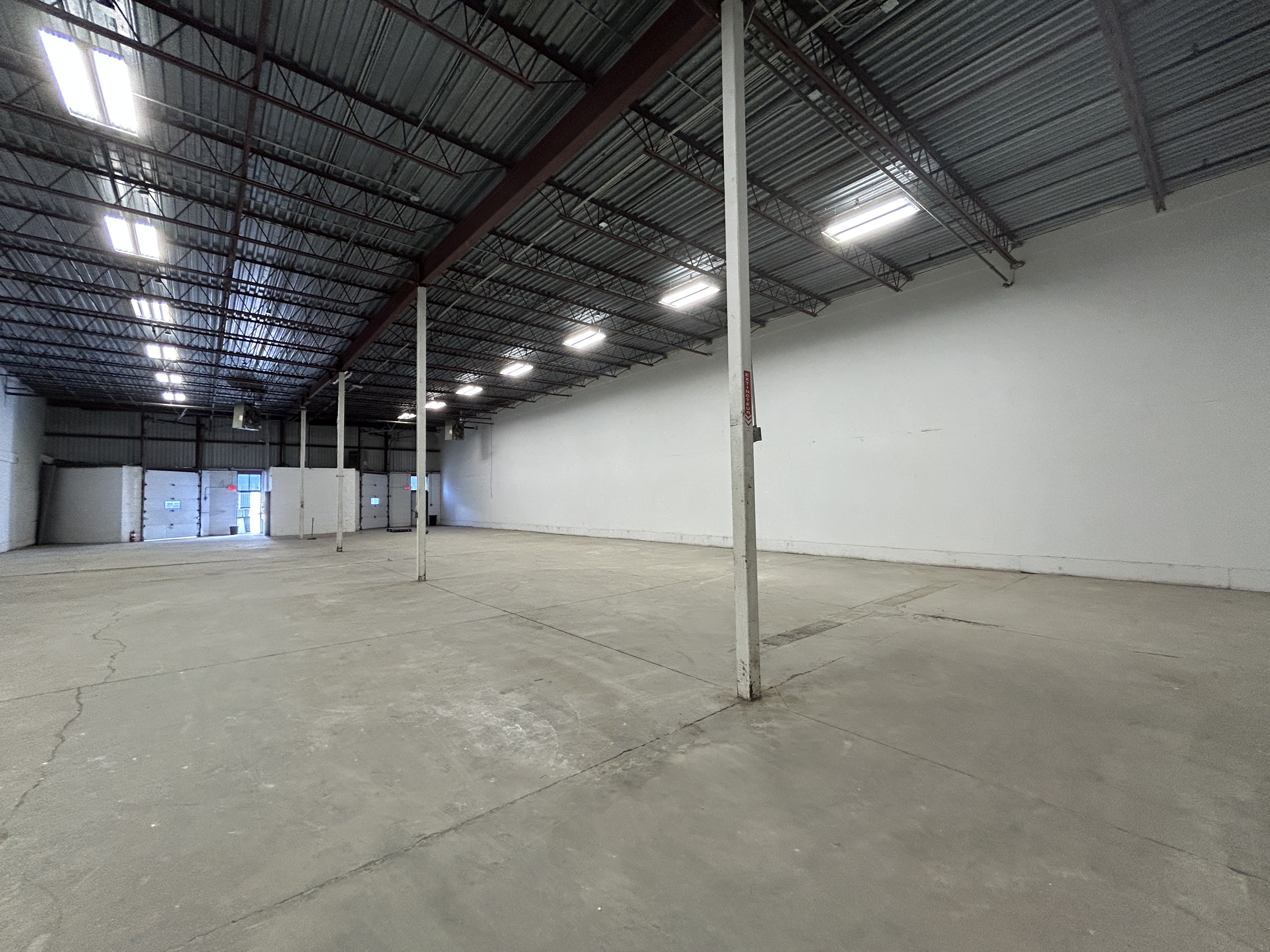 Espace intérieur polyvalent à louer