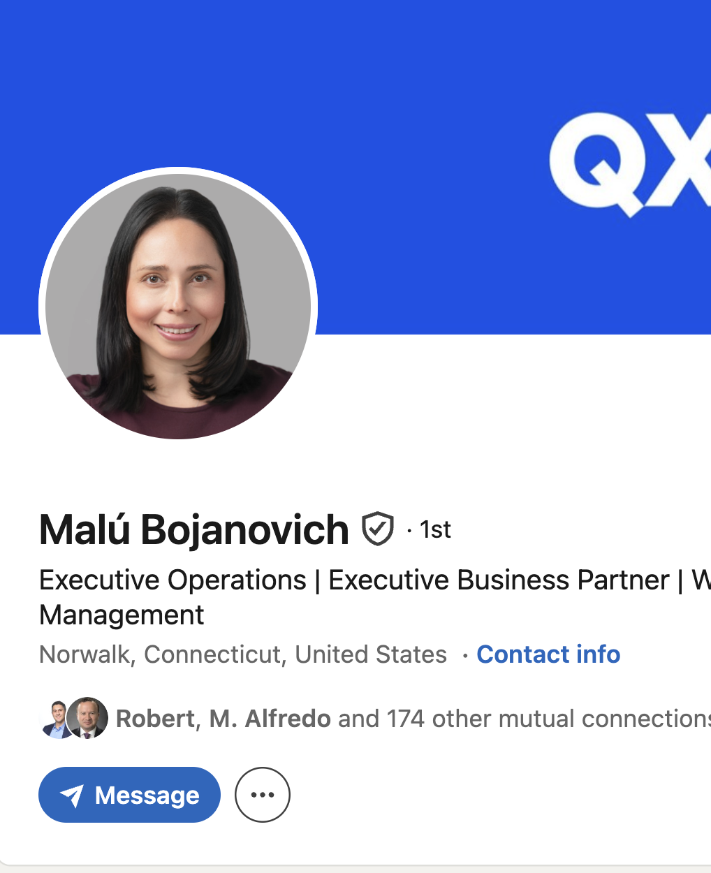 LinkedIn profile avatar mockup