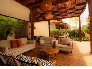 {{ custom_values.service_3 }} in {{custom_values.area_3})