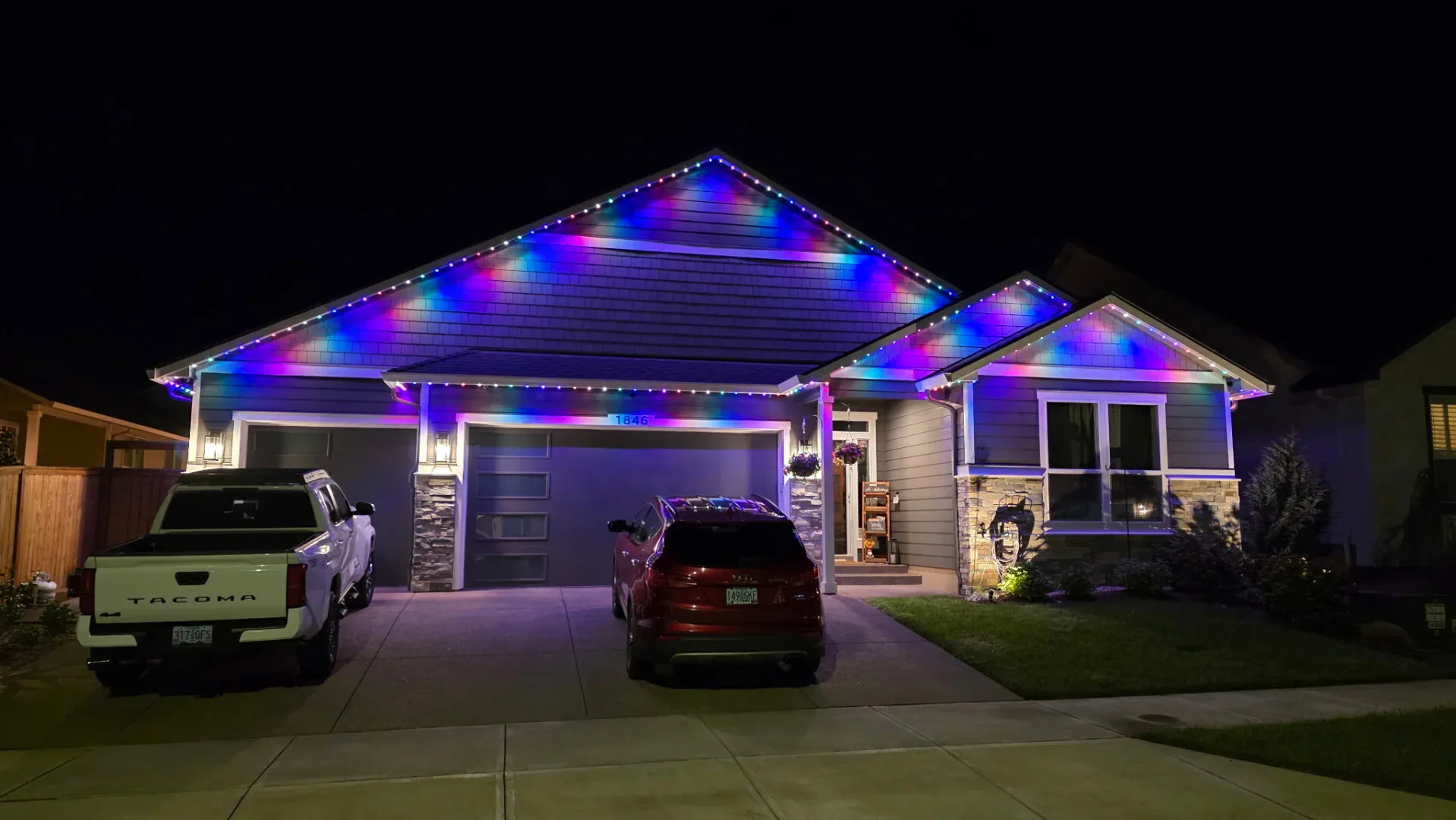 Permanent colored lighting by Premium Holiday Lights in Salem, OR