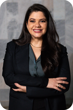 Dra. Carolina Oliveira