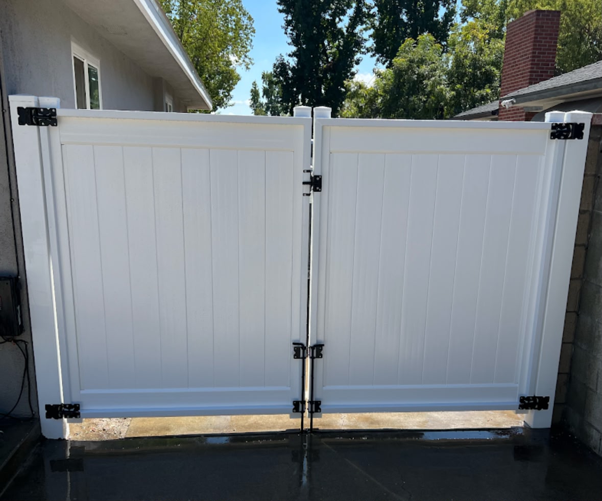 Metal-frame vinyl gate installation in Riverside County, California
