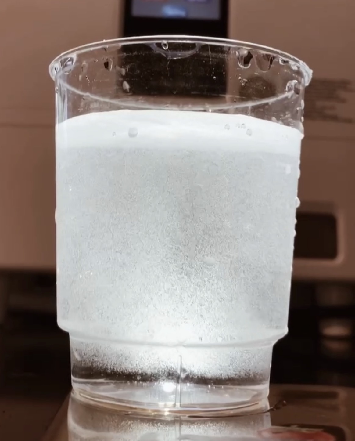 Fine bubbles in freshly dispensed water