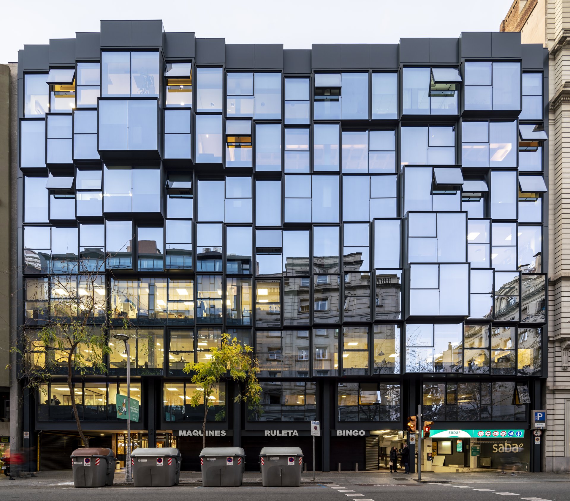 Travessera de Gr&agrave;cia, 17-21 (Barcelona)