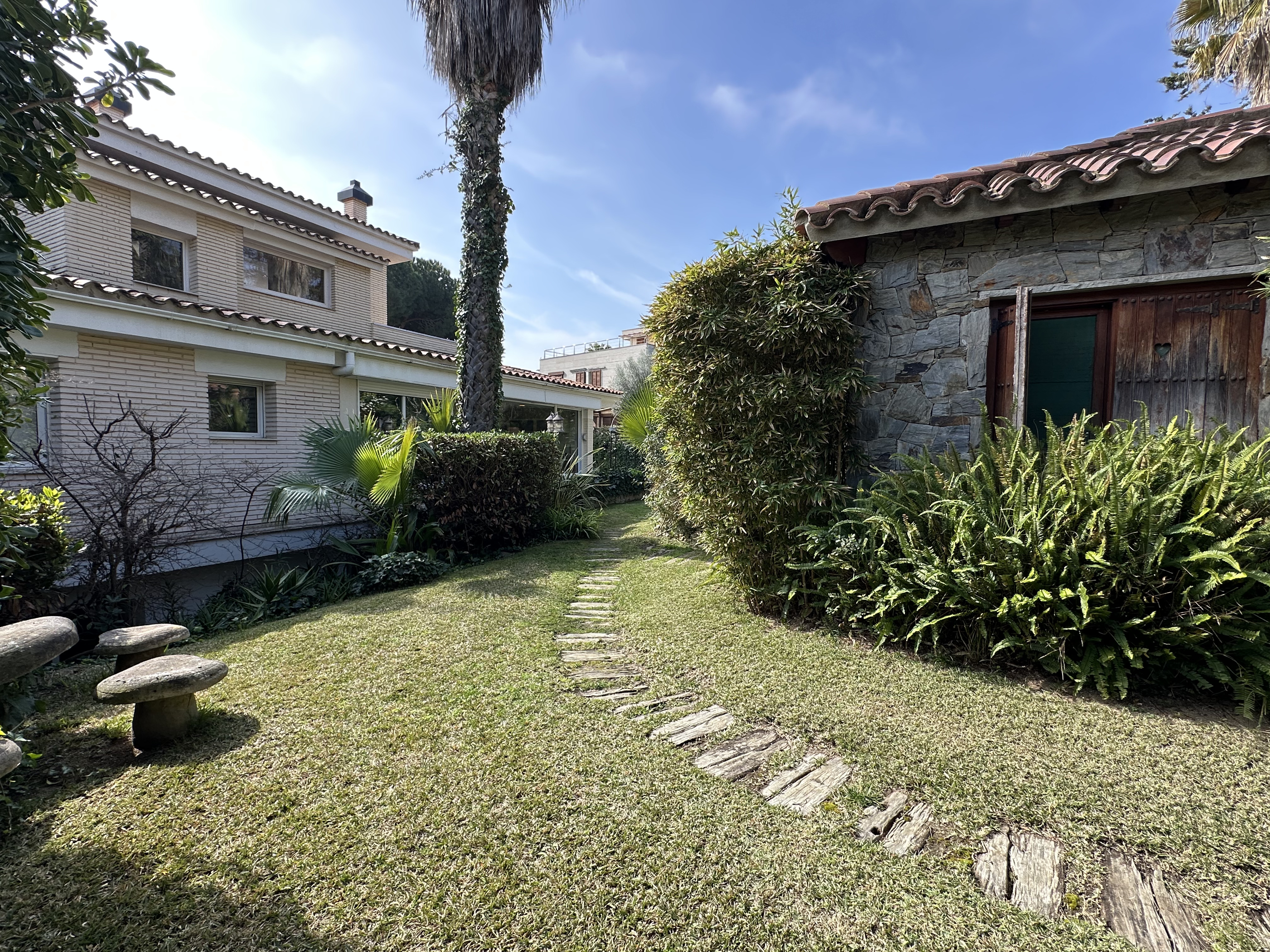 Patio exterior
