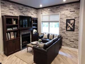 {{ custom_values.service_1 }} in {{custom_values.area_4})