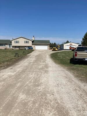 {{ custom_values.service_2 }} in {{custom_values.area_4})