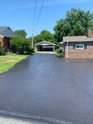 {{ custom_values.service_1 }} in {{custom_values.area_5})