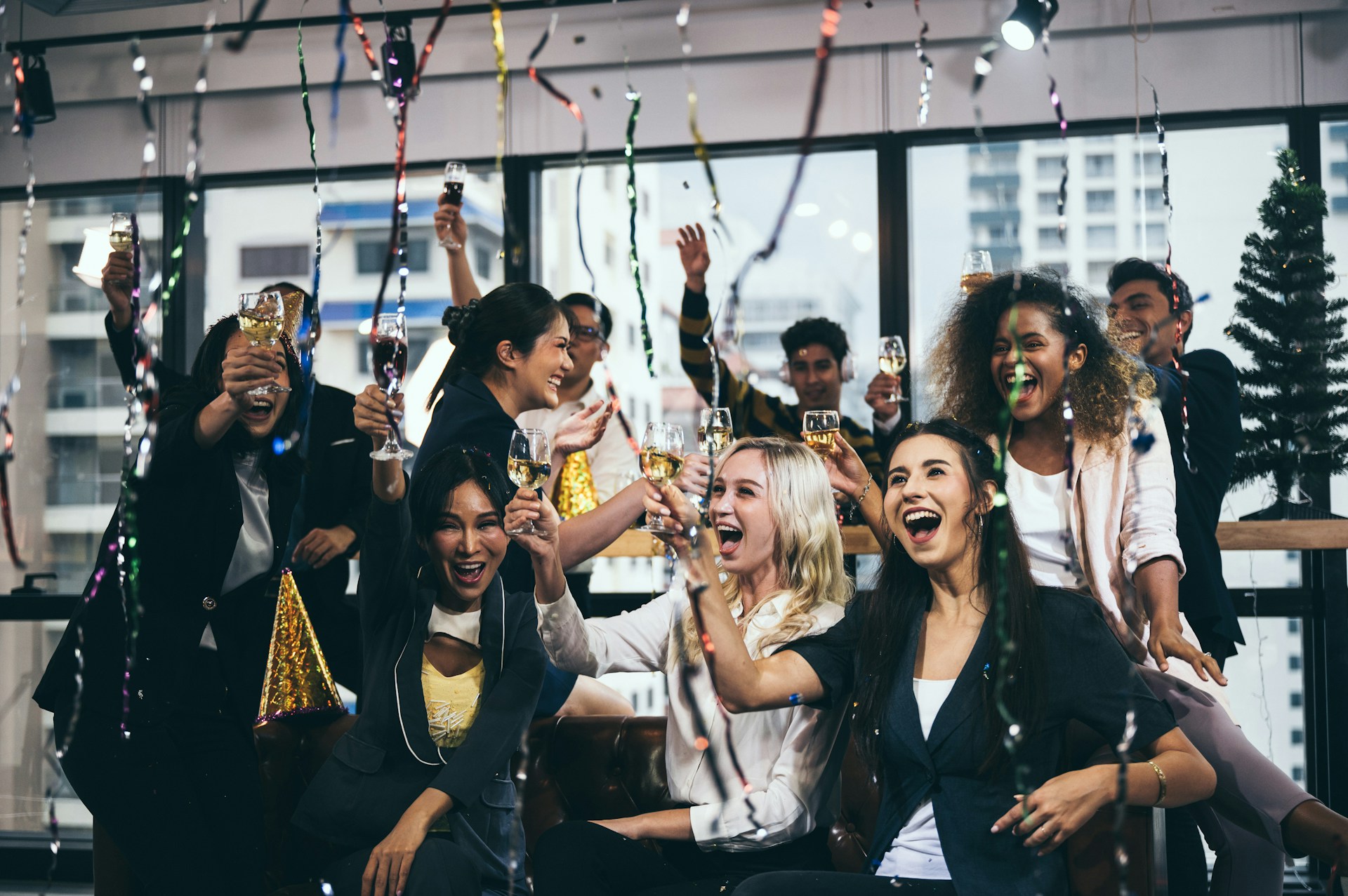 Why Summer Is the Right Time for Corporate Event Planning