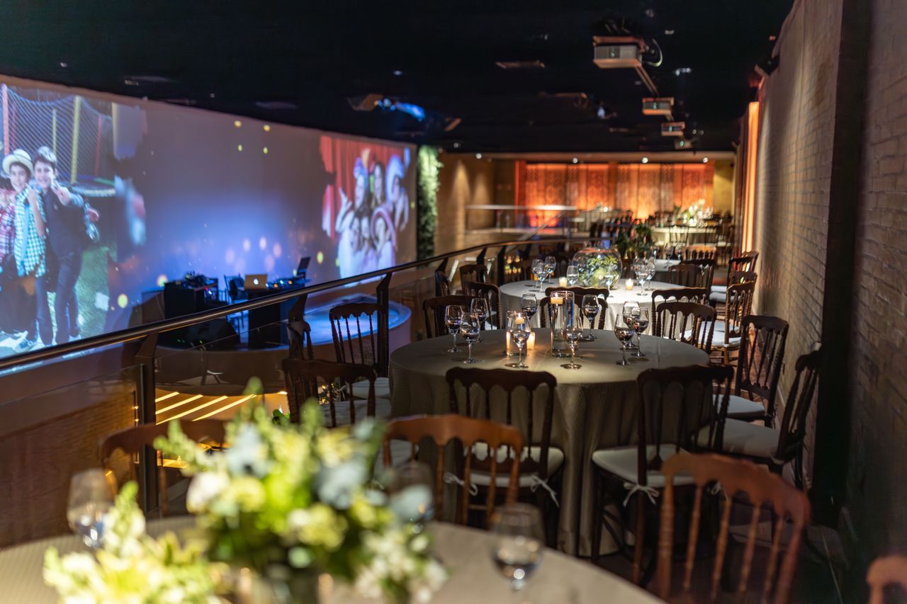 How to Celebrate Retirement With a Private Party Venue