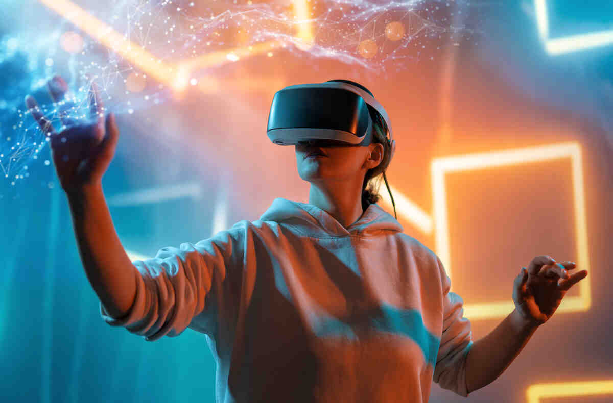 virtual-reality-vr-in-business-immersive-technology-in-business-digital-experience-environment