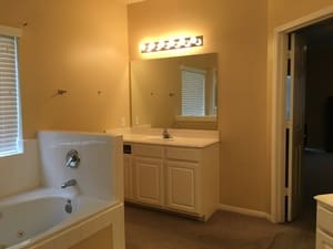 {{ custom_values.service_3 }} in {{custom_values.area_1})