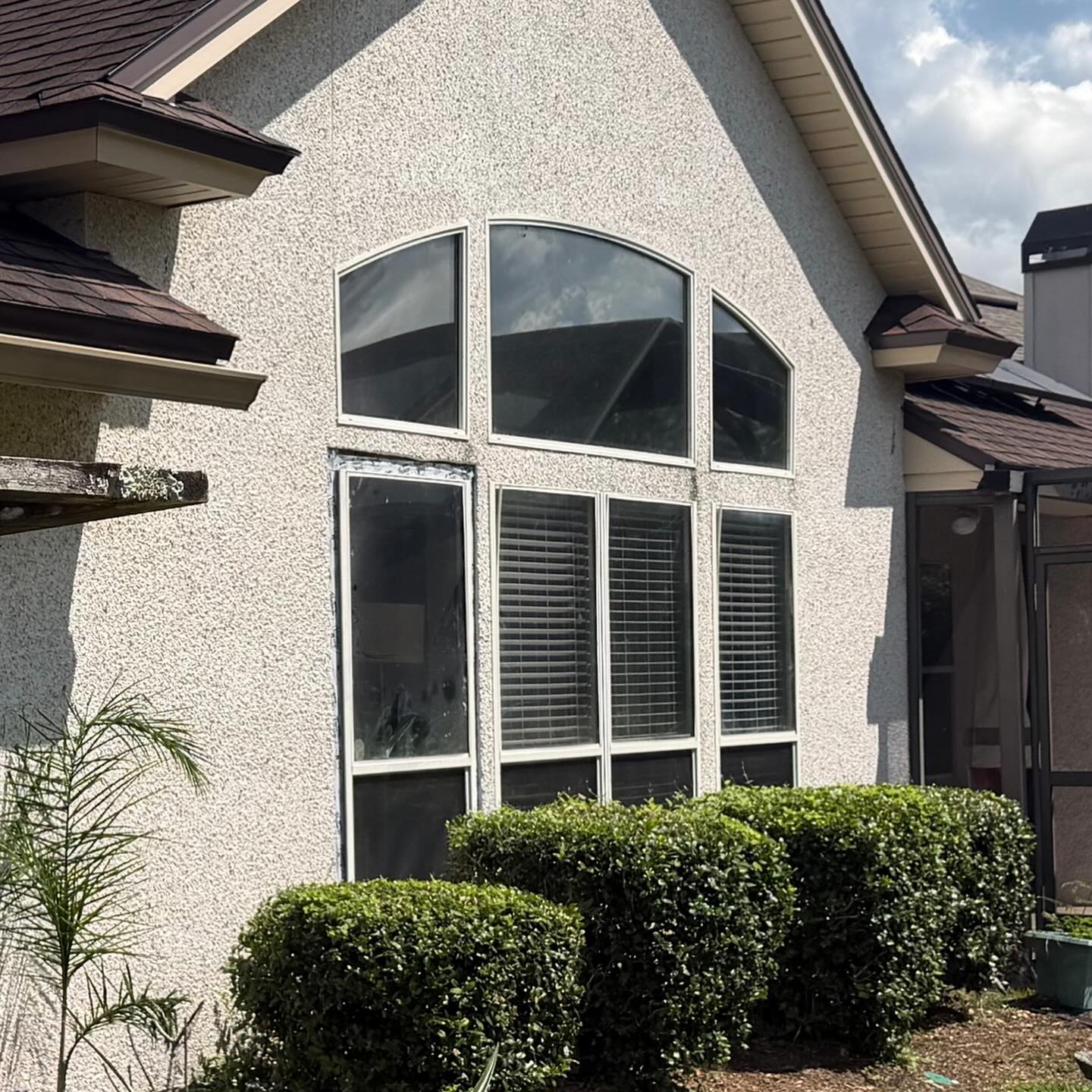 Mansion before full exterior restoration St Johns FL