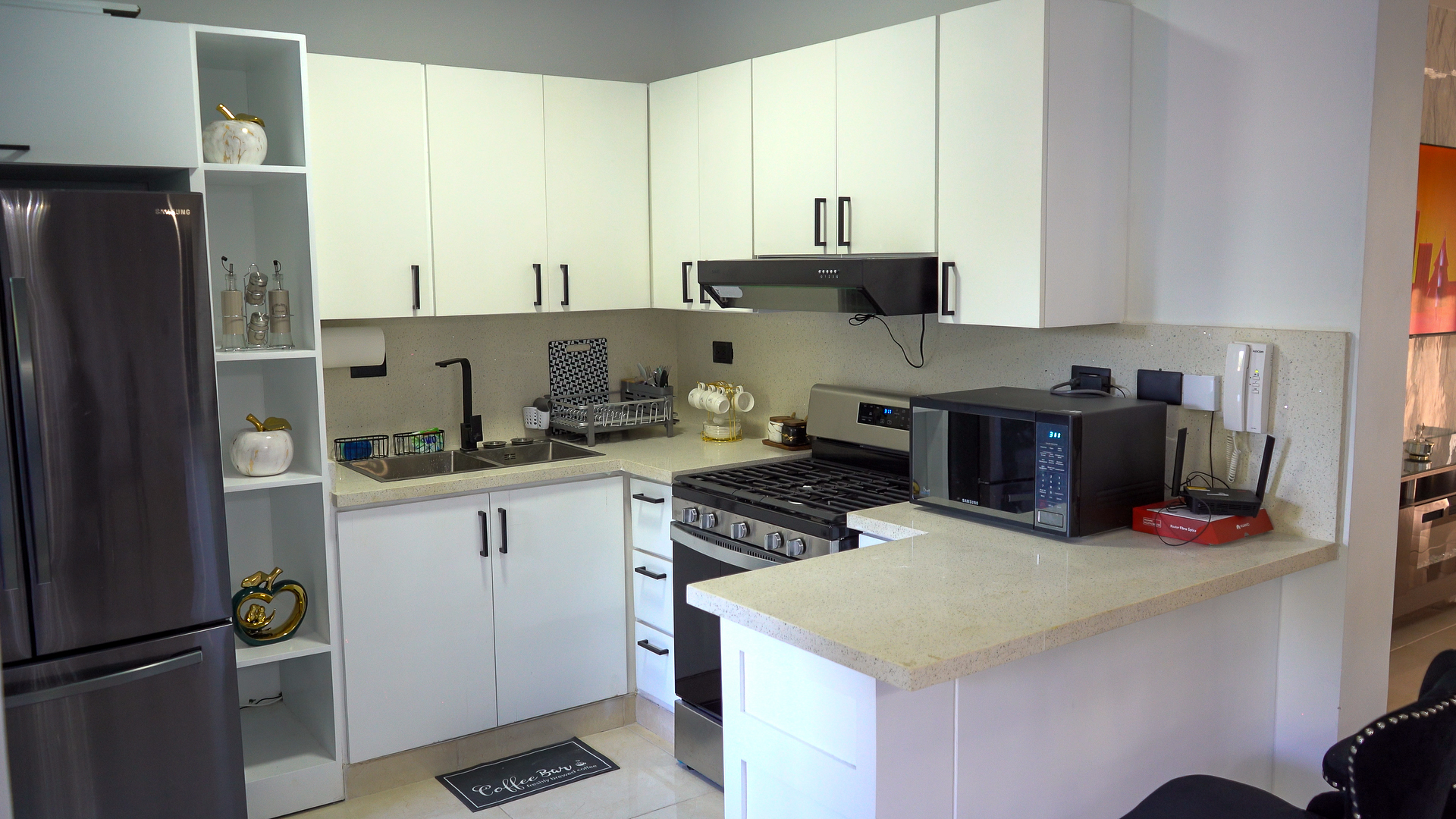 Danielle Investments apartment photo 21 of 37