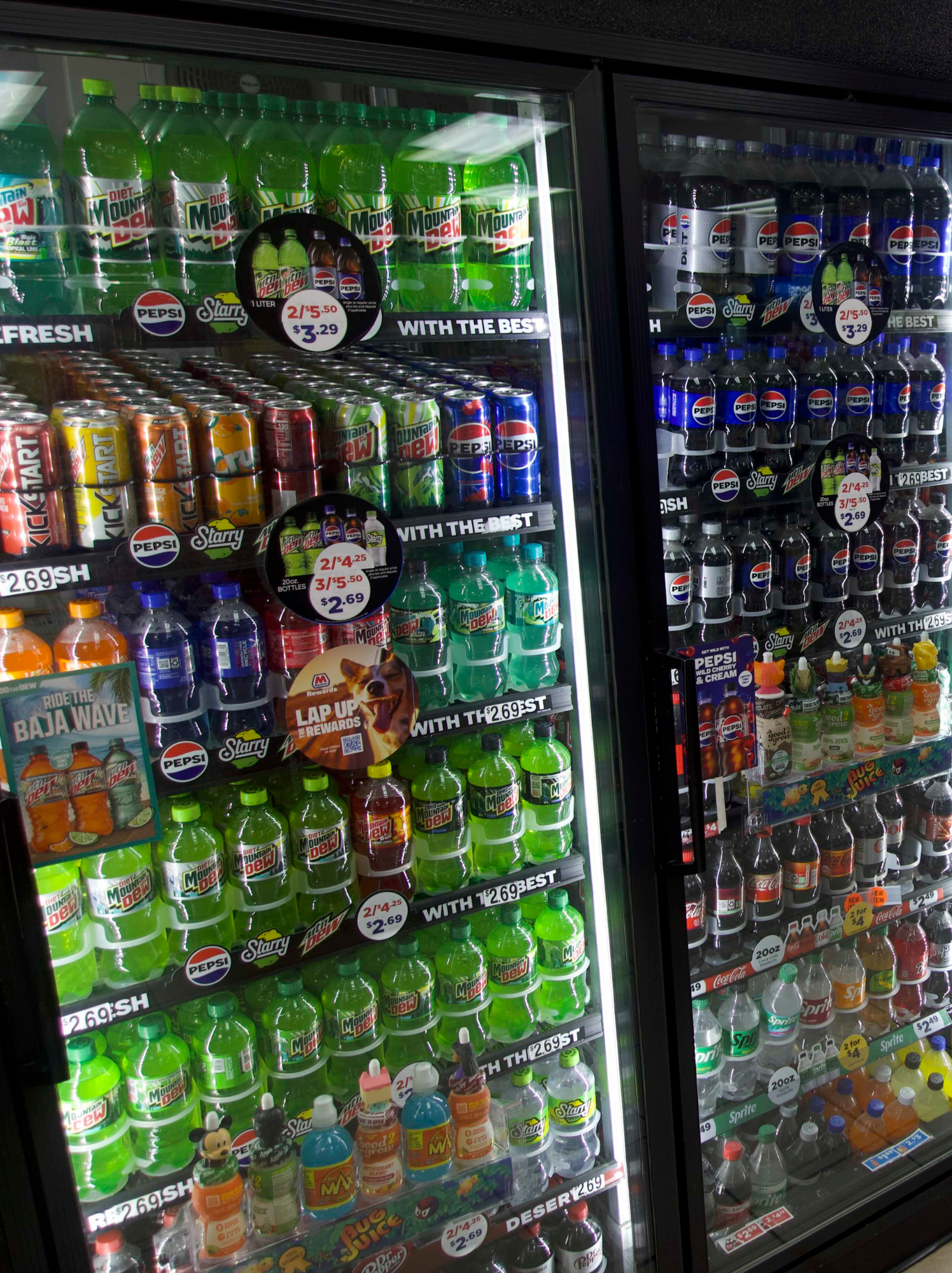 Cold soda and fountain drinks at SM Gas coolers