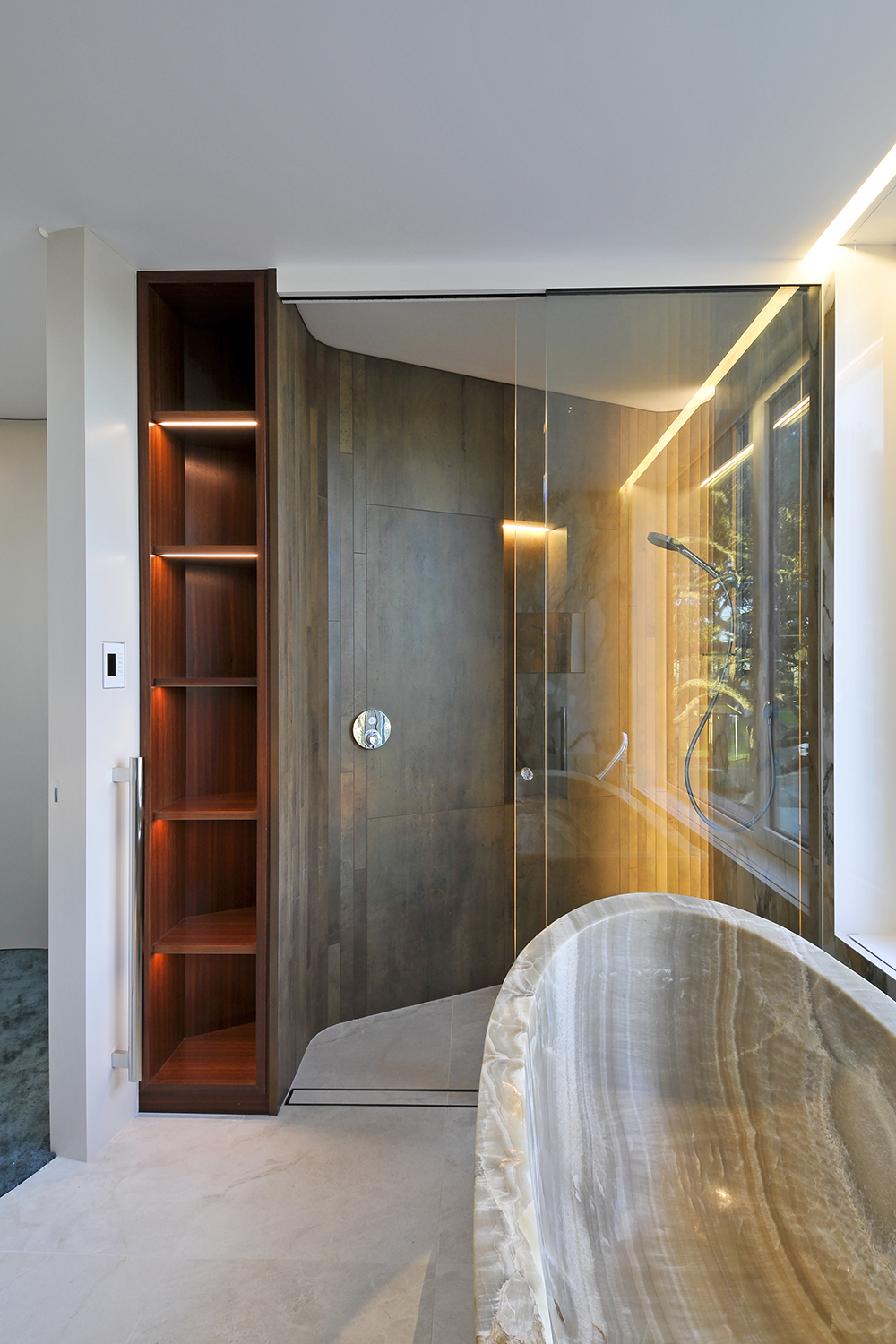 Auckland — wet area tiling