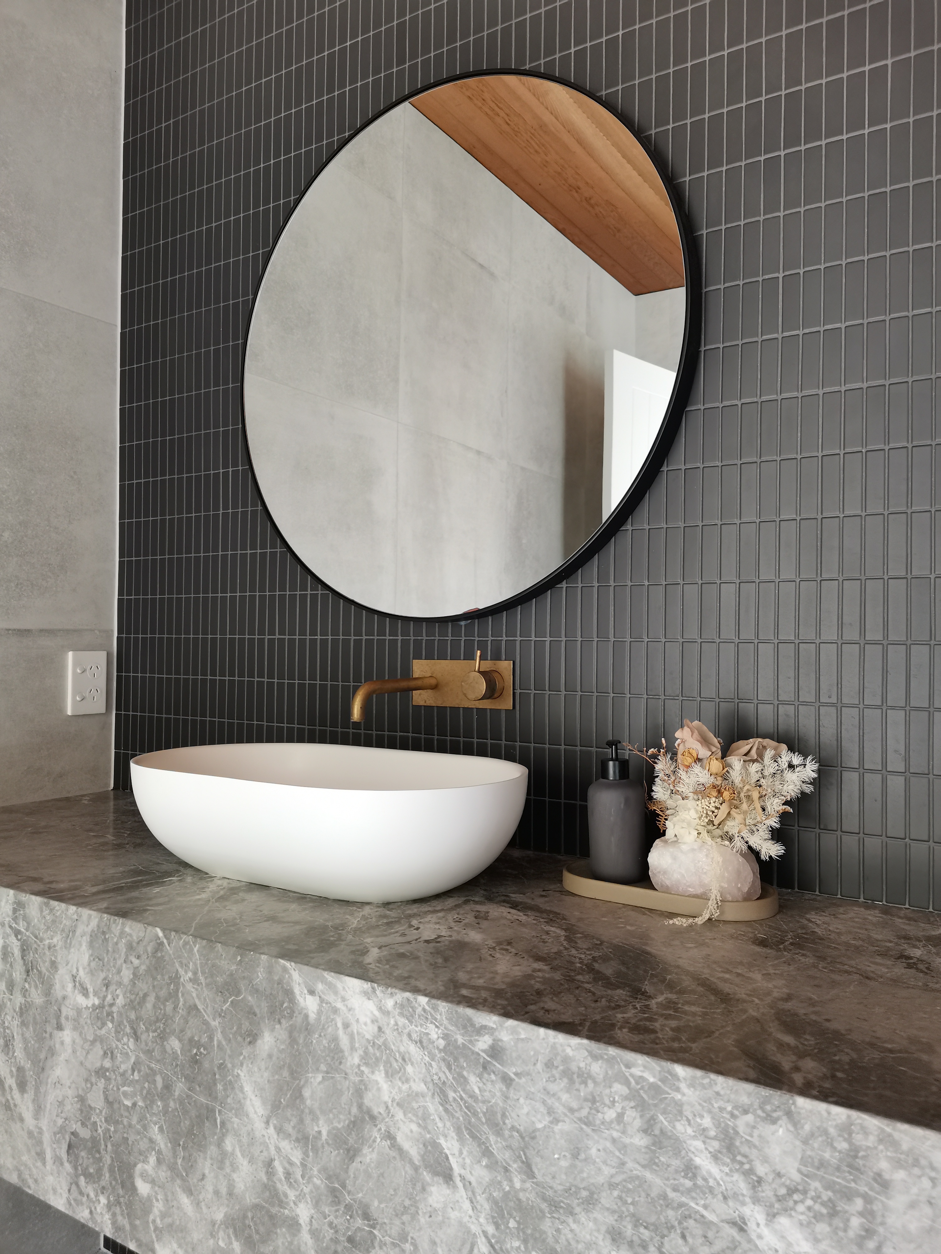 Bathroom tiling Auckland