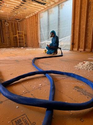 {{ custom_values.service_2 }} in {{custom_values.area_2})