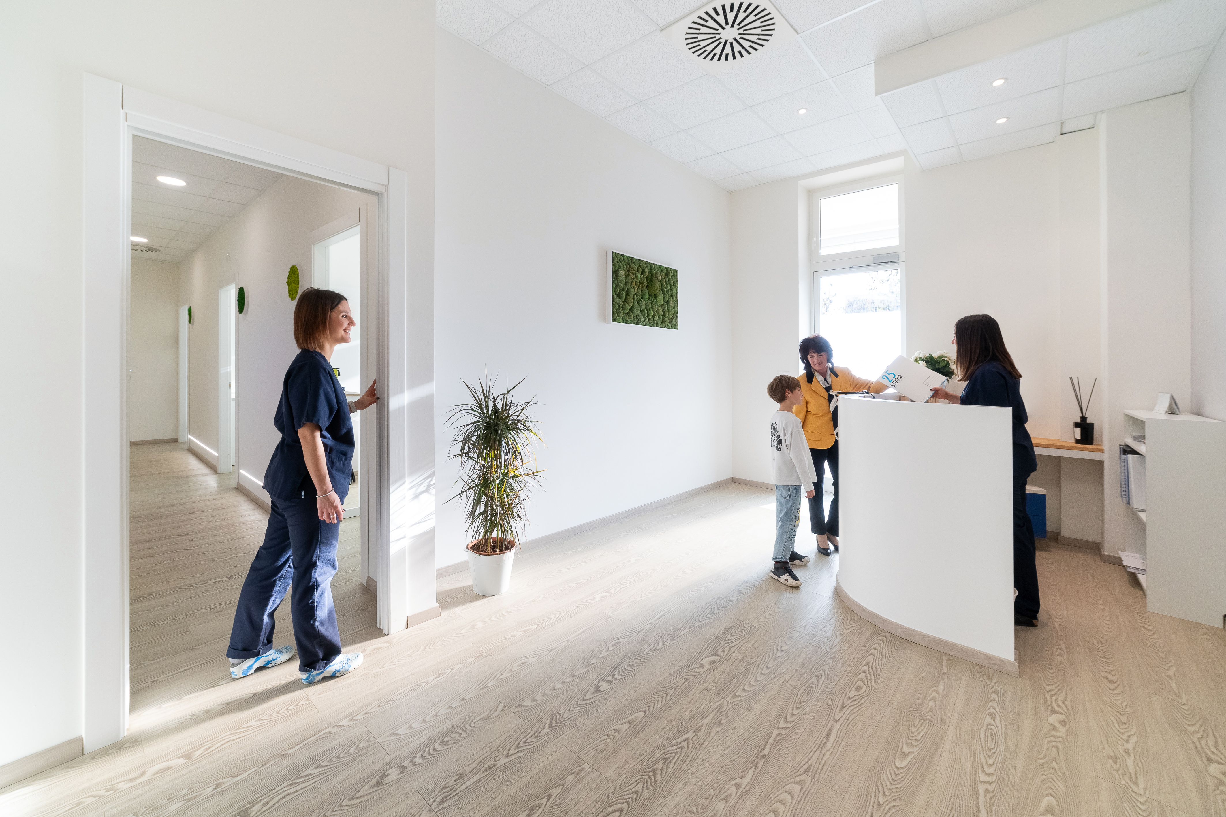 Studio Dentistico 25 — la prima visita