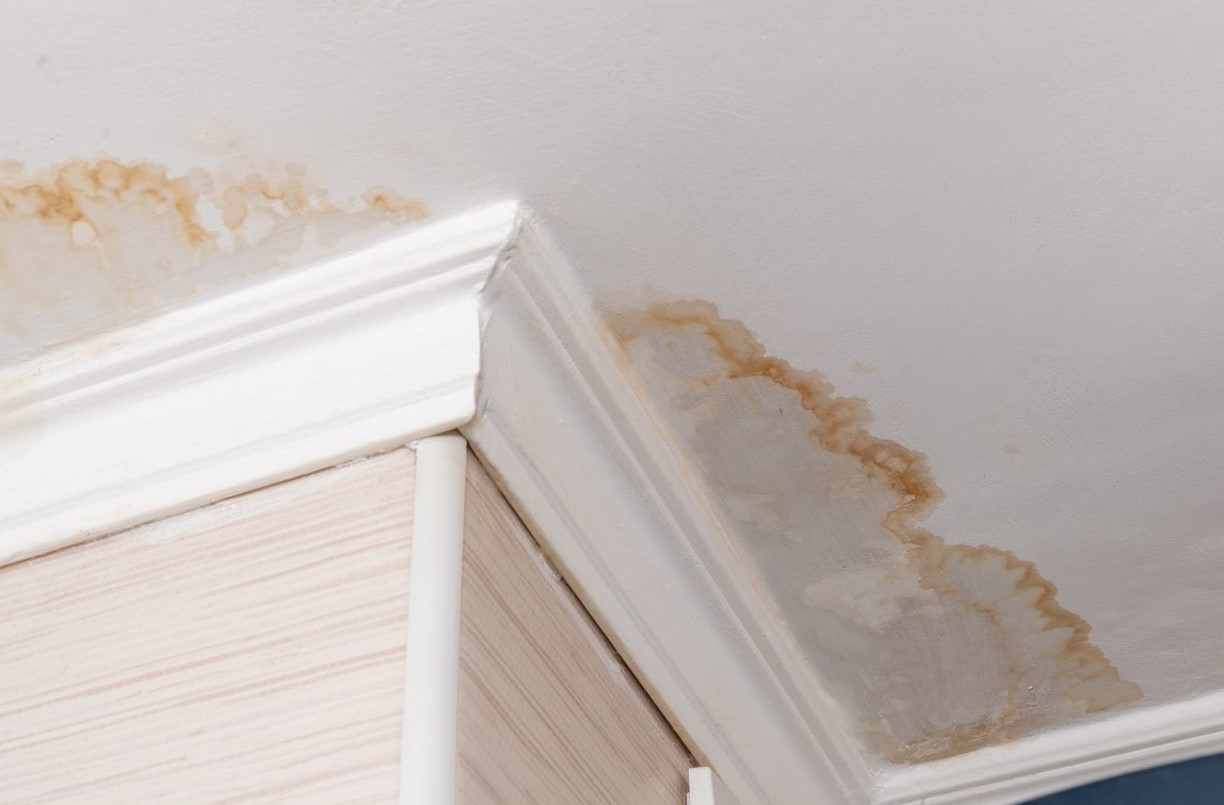 water from ceiling water from ceiling