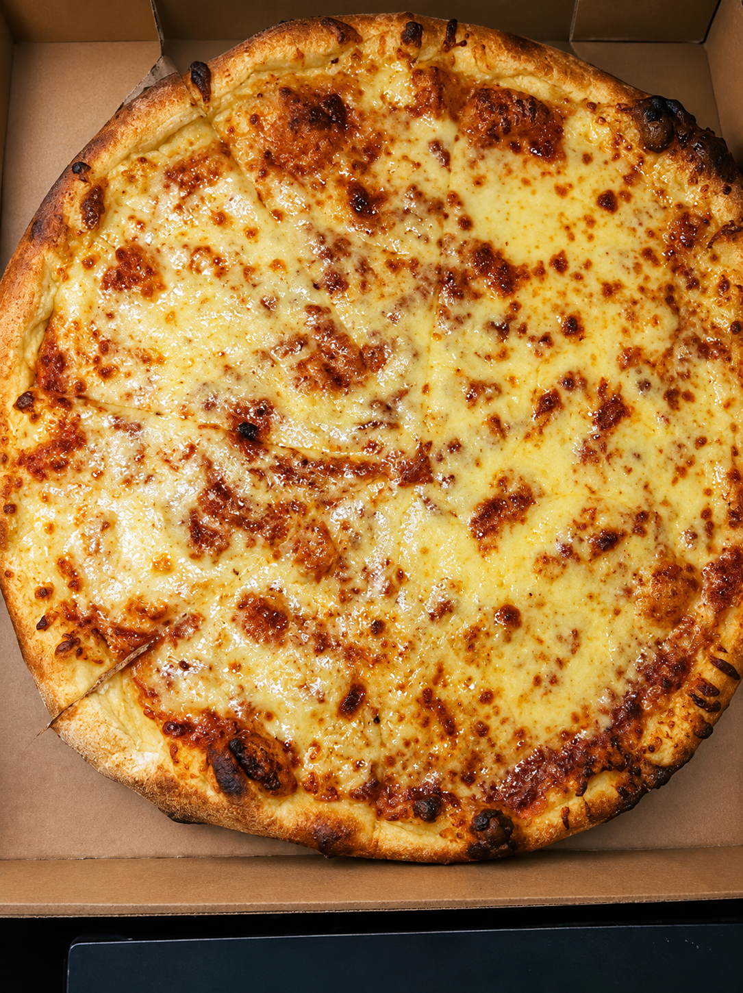 Pizza made with fresh ingredients at Fronte Pizza St. Petersburg