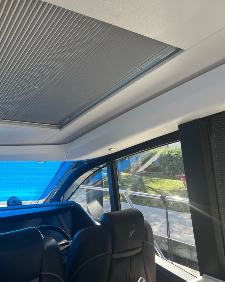 Exterior cushions and sunpad detail