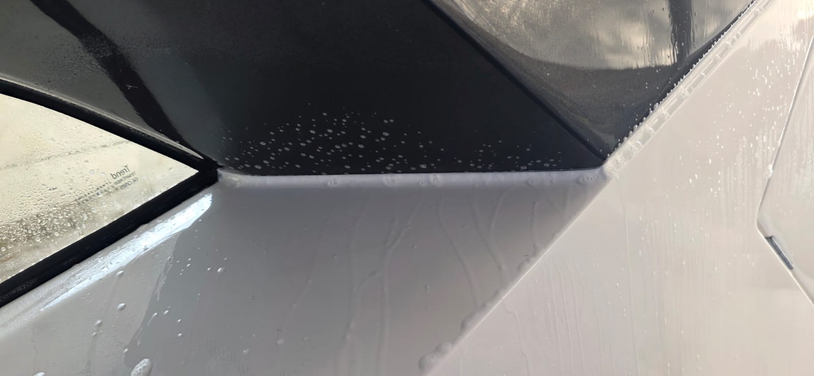 Yacht glazing and window sealing by Aquamare