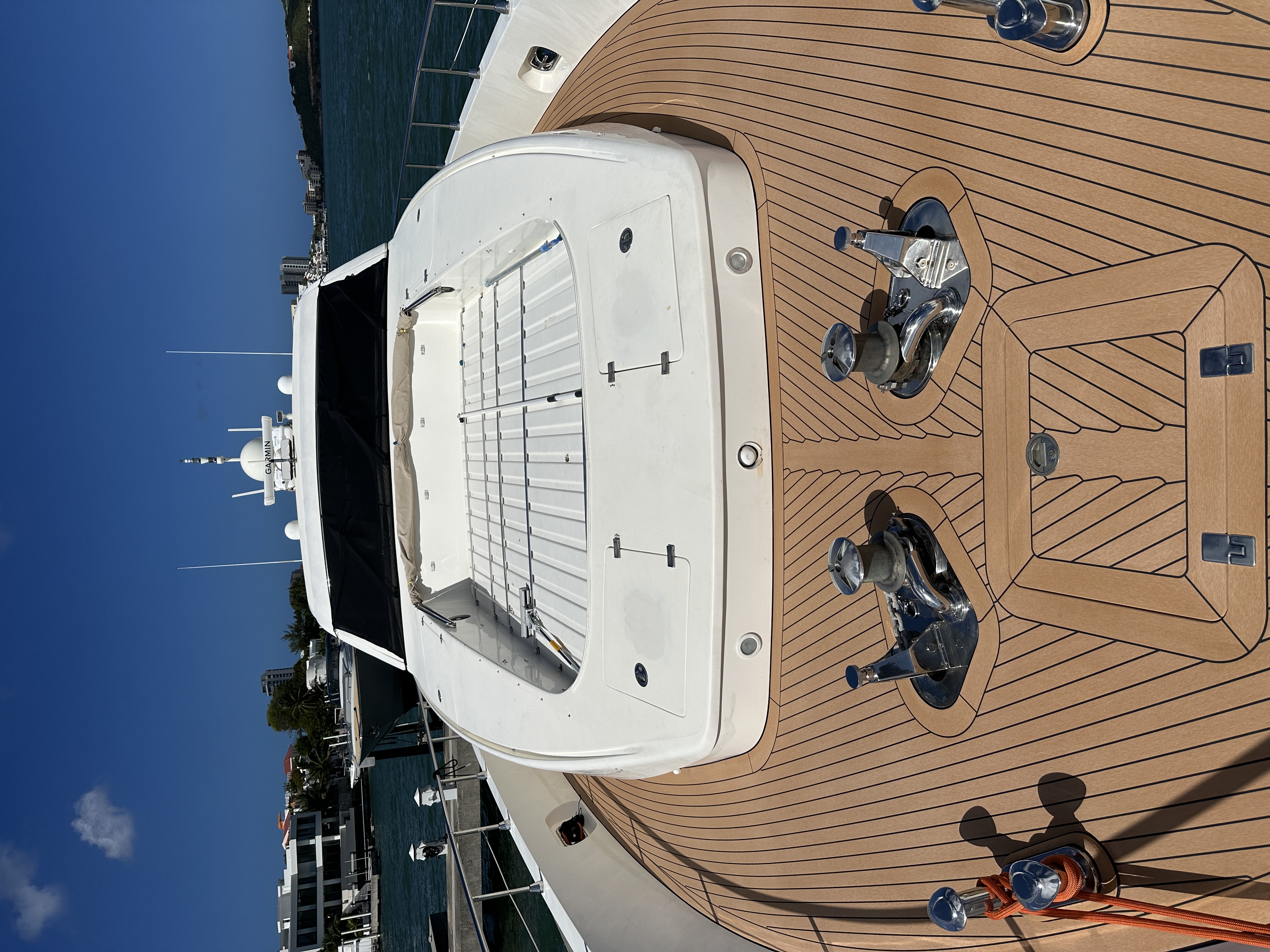 Nordeck foredeck laid to the deck plan, bow-on view