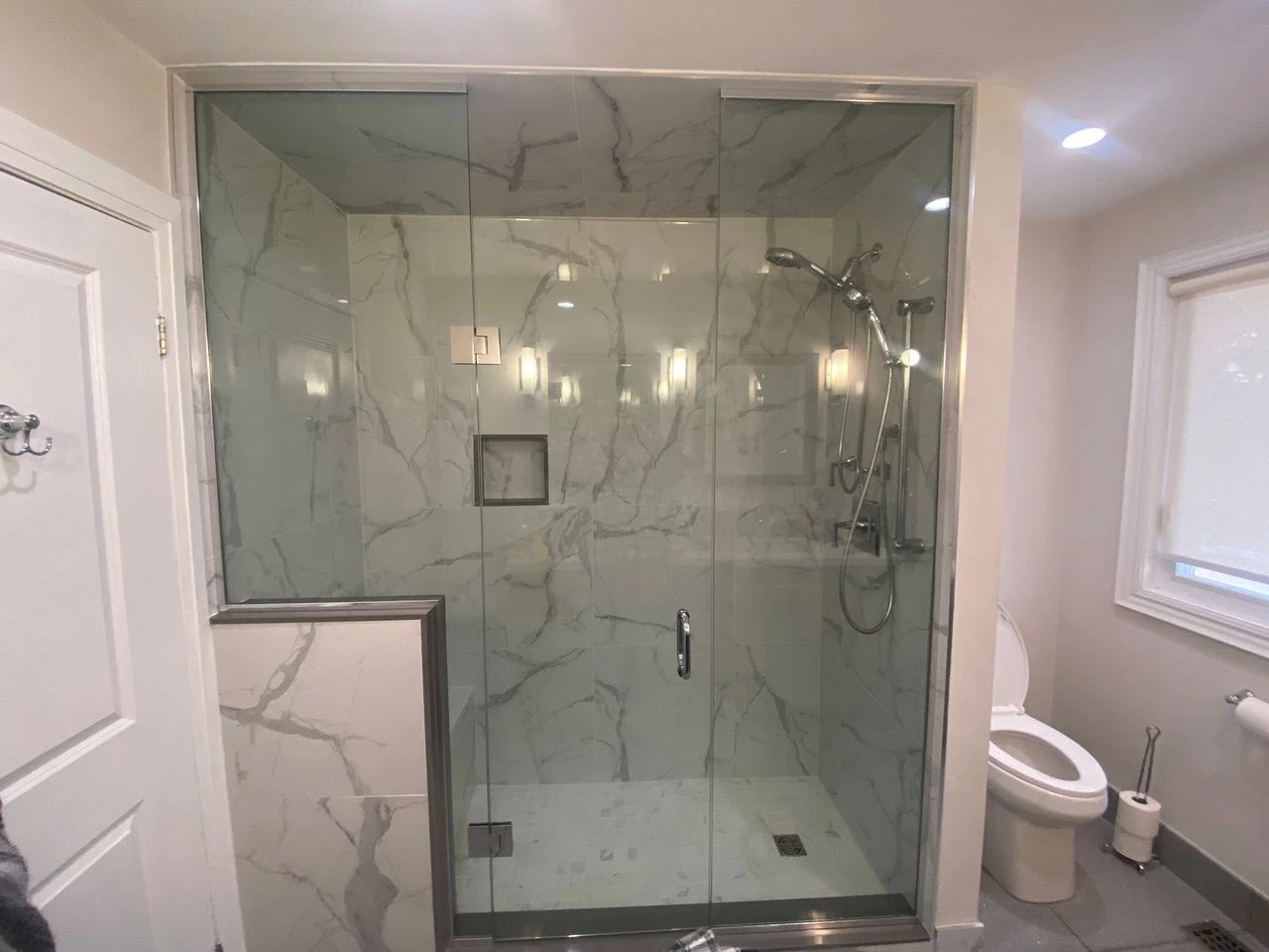 Modern bathroom