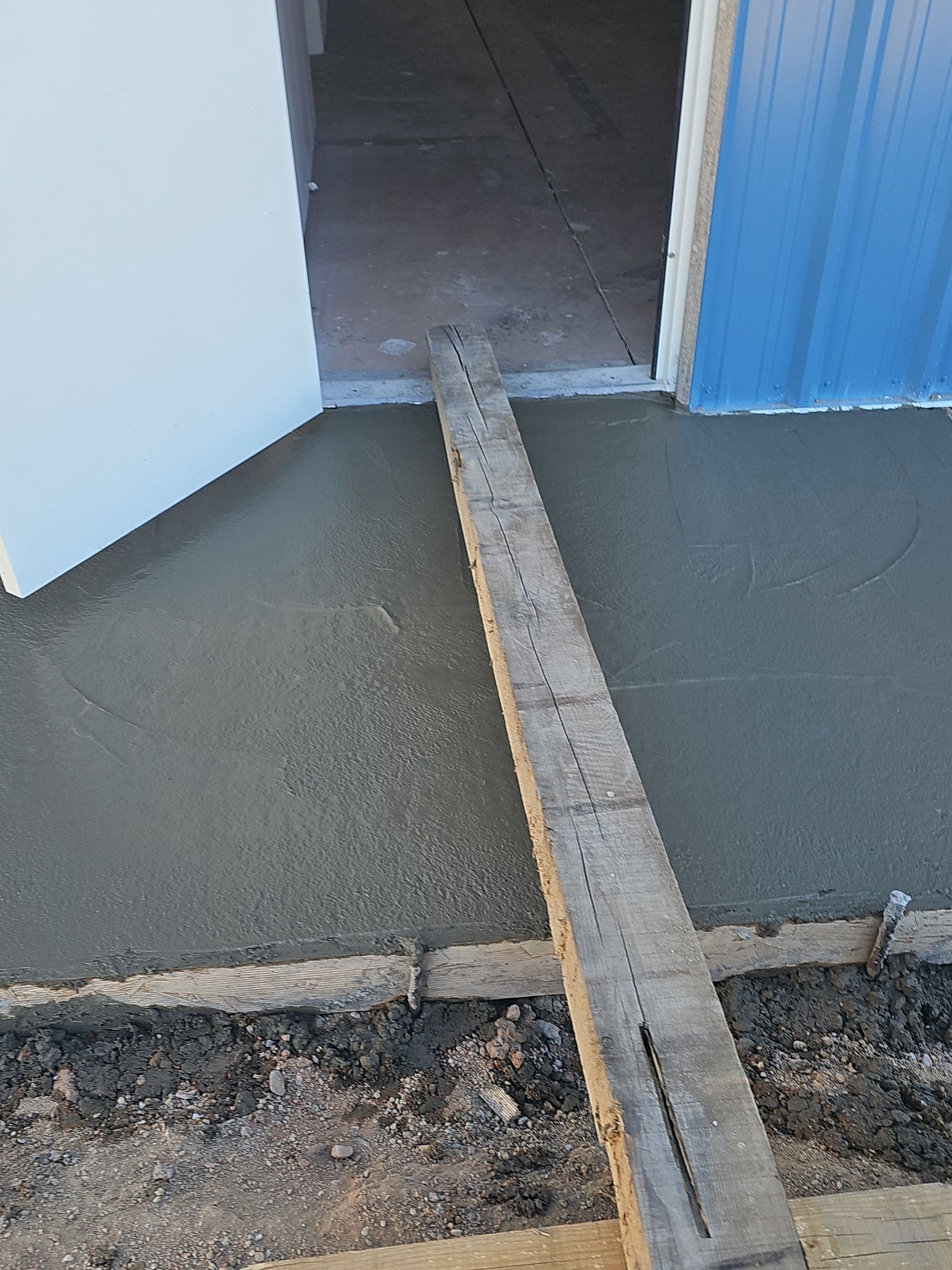 Concrete pour in progress Tempe AZ - New Foundations Construction