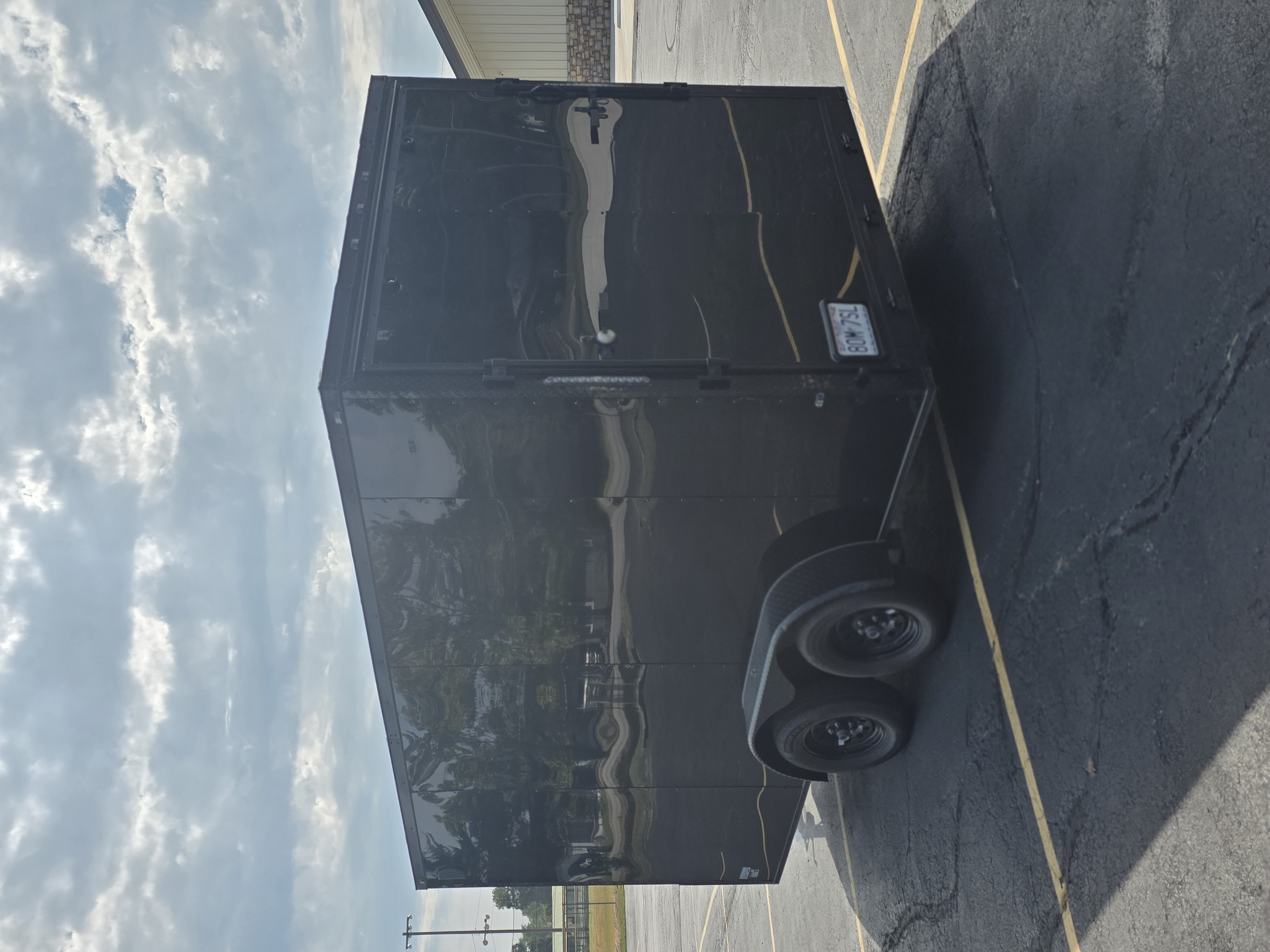 Enclosed trailer rental in Macomb, MO