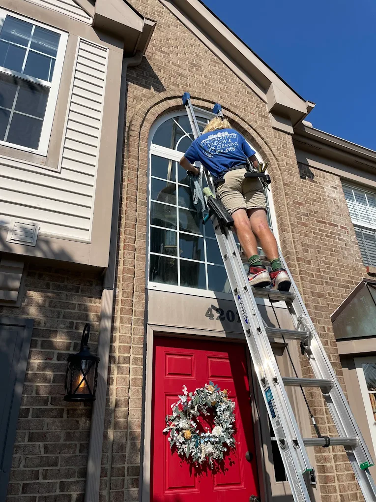 Exterior window cleaning service